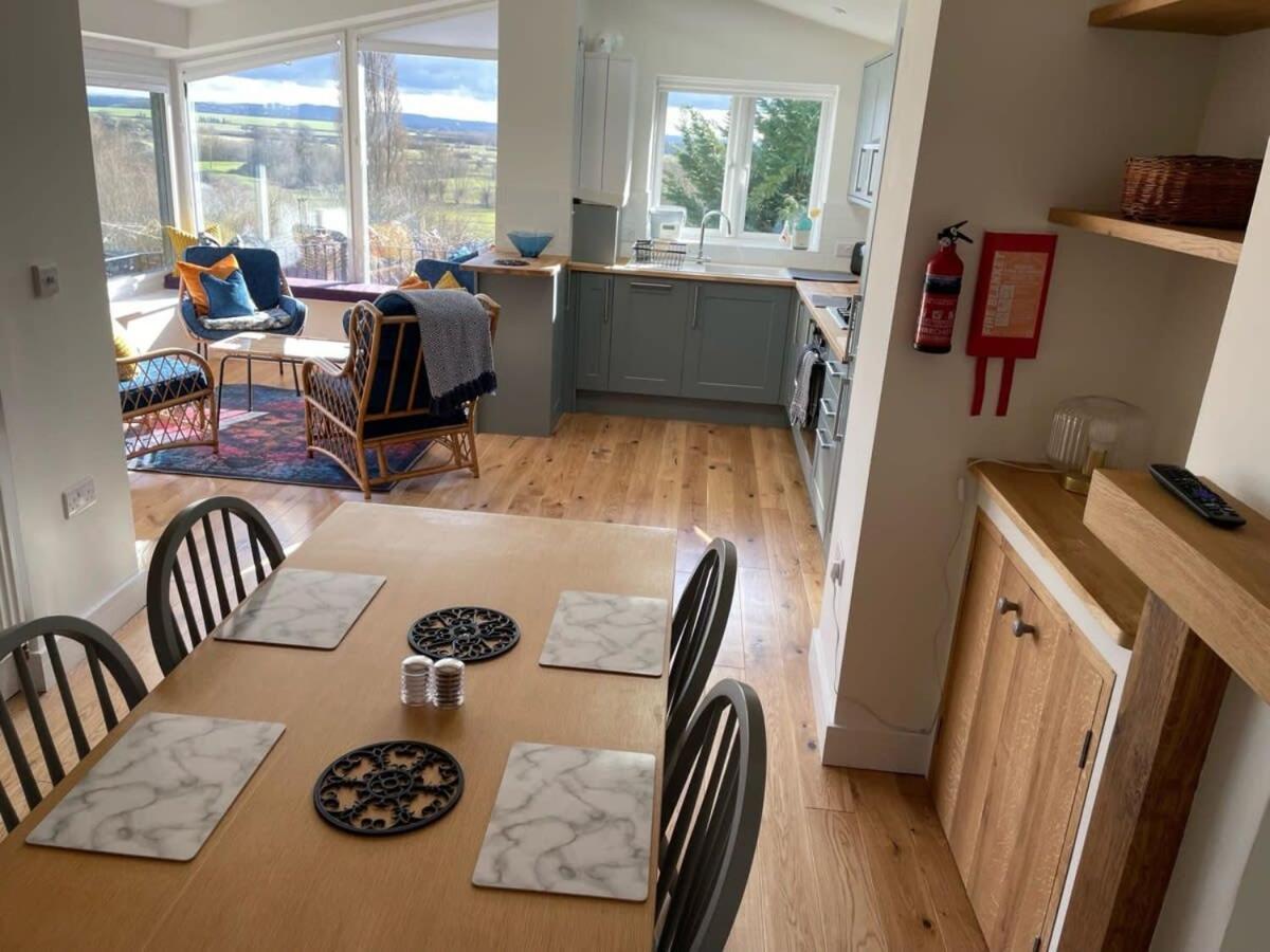 Вилла Stunning Hillside House Langport Экстерьер фото