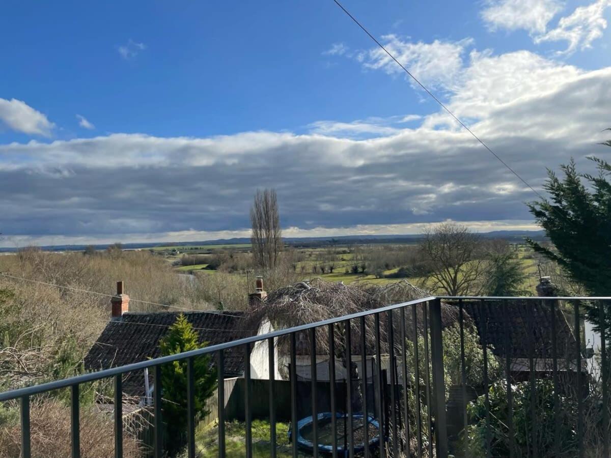 Вилла Stunning Hillside House Langport Экстерьер фото